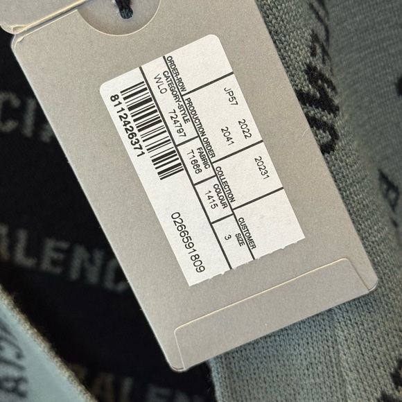 Balenciaga Gray Logo Cardigan - New with tag size 3 / XL - Picture 4 of 6